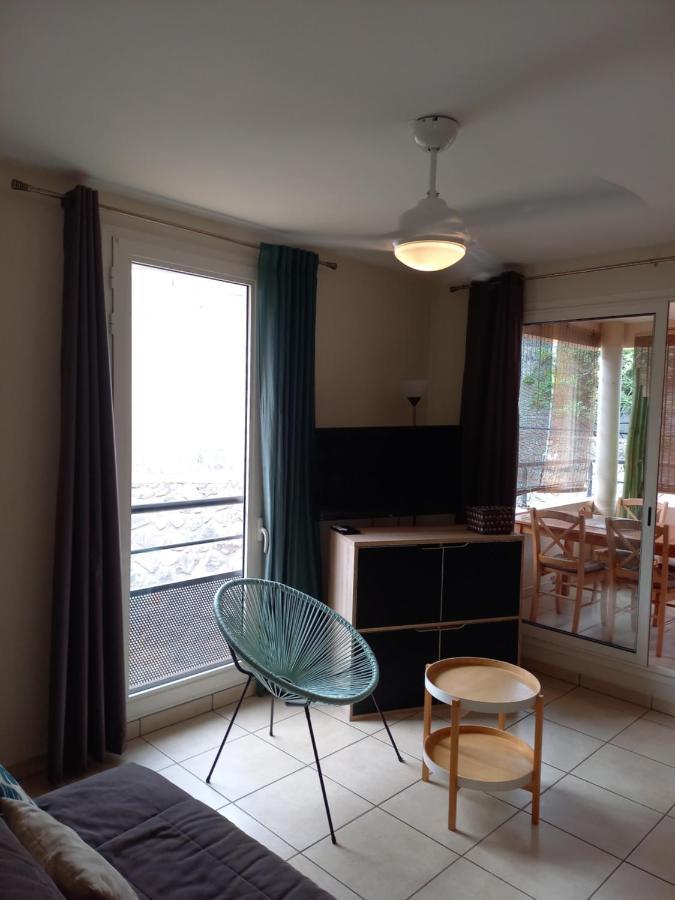 Bel Appartement Avec Terrasse Proche Des Plages Saint-Gilles-les Bains Eksteriør billede